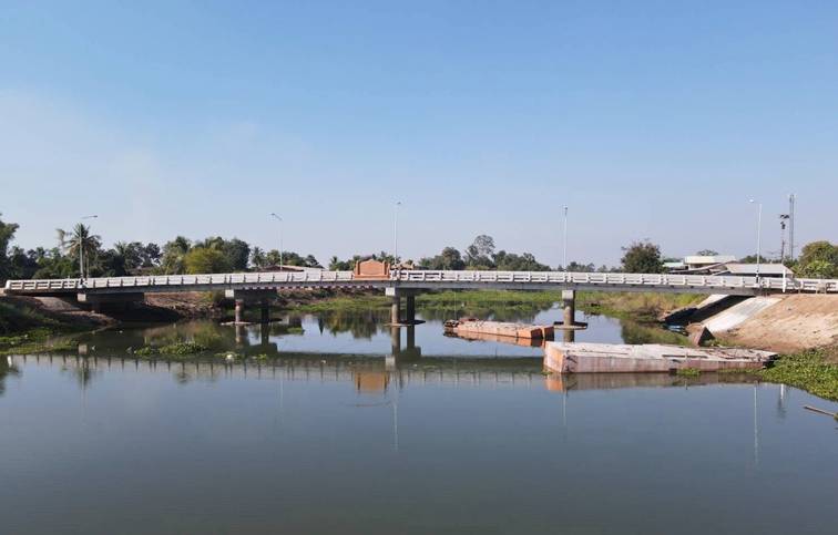 โครงการก่อสร้างสะพานคอนกรีตเสริมเหล็กข้ามแม่น้ำโกรงเกรง