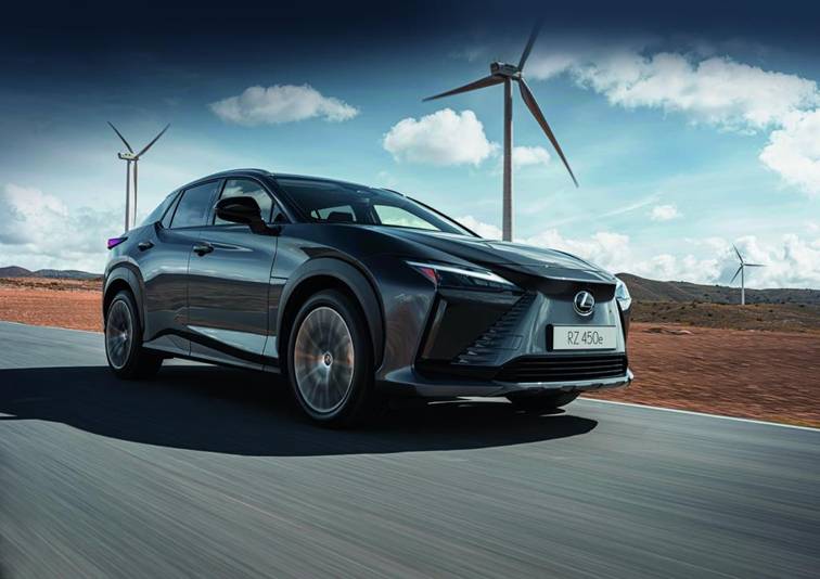 เลกซัส แนะนำ  Lexus RZ รถยนต์ไฟฟ้า 100% ราคาเริ่ม 3,870,000 บาท
