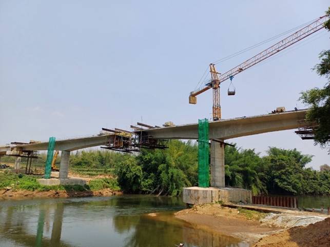 ทช. สร้างสะพานข้ามแม่น้ำแควน้อย อ.ไทรโยค จ.กาญจนบุรีเพิ่มศักยภาพการคมนาคมขนส่ง